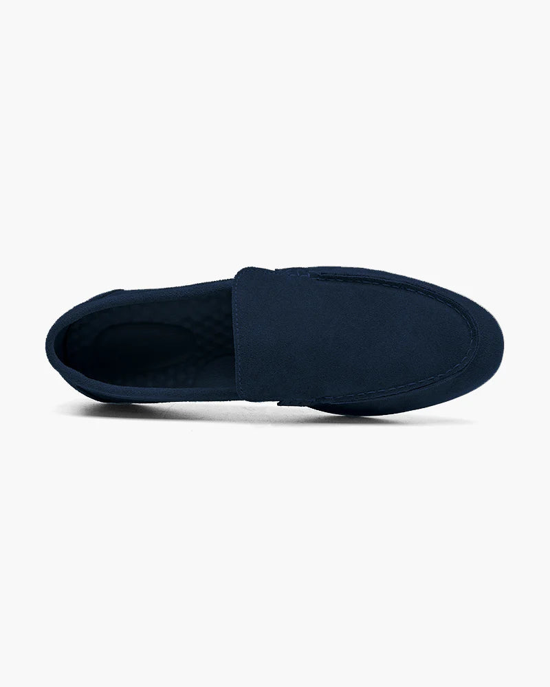 MEN’S CLASSIC SUEDE LOAFER